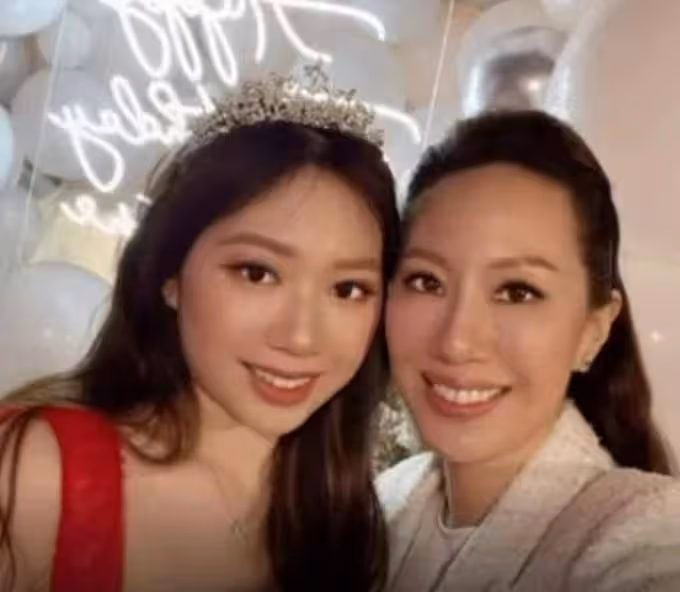 甄子丹女兒18歲成人禮曝光!女兒穿紅裙似公主,身材和媽一樣壯碩