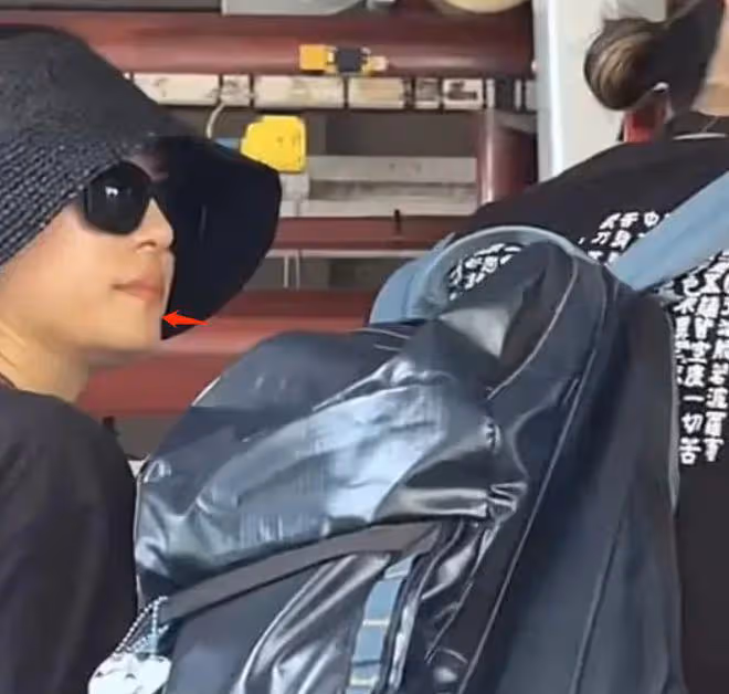 孫儷帶娃新加坡海島度假,餐桌上被曝不文明行為,網友火速圍觀!