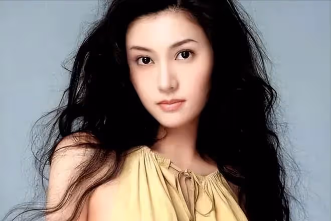 在「蛇蠍美人」李嘉欣身上,我看到了善惡到頭終有報!