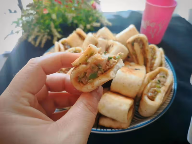 夏天就饞這個早餐餅，比蔥花餅還香，外焦里軟，連吃3天不嫌膩！