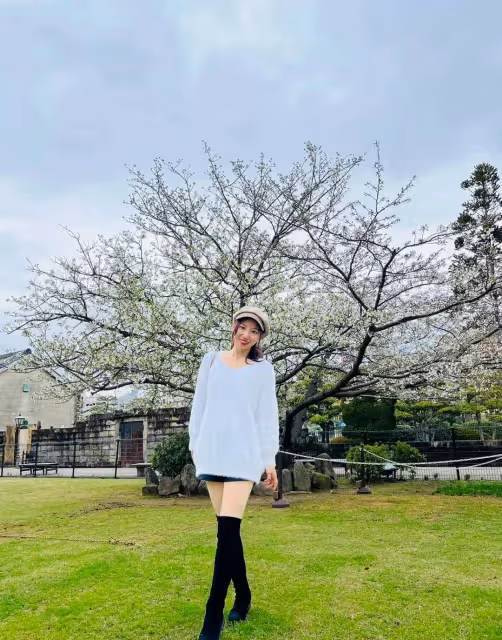 50歲左右的女人就是這樣穿的,溫馨迷人