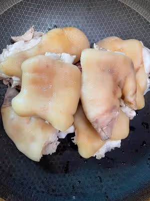 鹵豬蹄