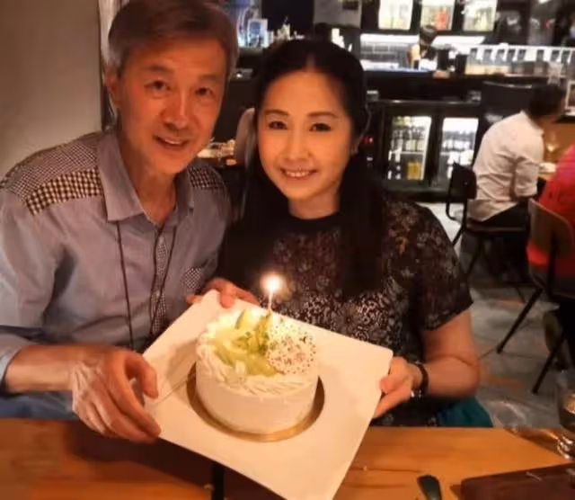 平淡是福!67歲TVB綠葉與妻慶結婚5周年,走出喪妻陰霾譜寫黃昏戀