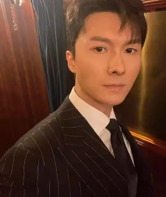 TVB視帝內地登台演唱傳20萬一晚，奪兩屆視帝寶座，稱感到迷茫