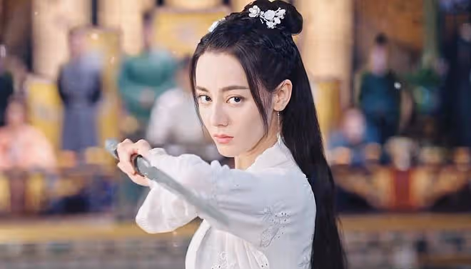 安樂傳：韓仲遠到死都不知，被帝承恩算計，讓她做太子妃送她暗衛