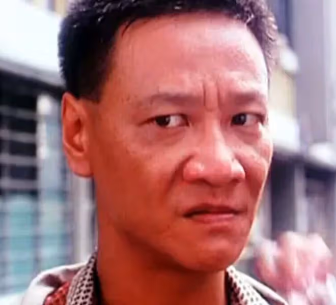 何家駒去世8年！摯友曹查理公開悼念眼眶濕潤，曝光對方最後時光