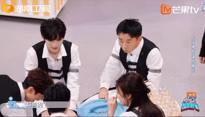 看懂楊迪主動攬下向楊洋潑水的任務，就明白他保護丁程鑫的用心