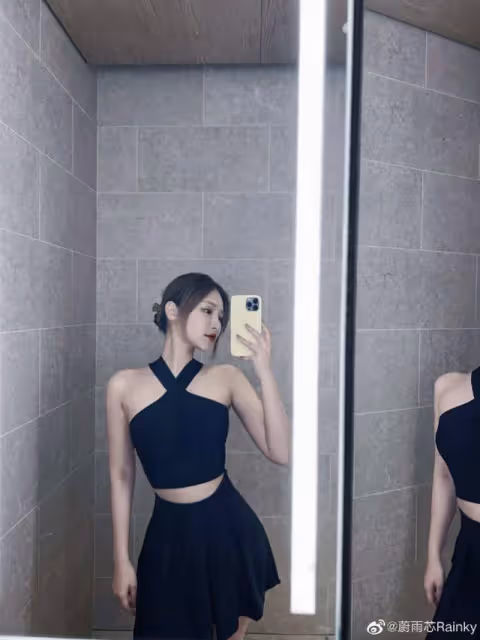 被傳不續約遭公司雪藏！TVB女星罕見現身，稱希望與大台長遠合作