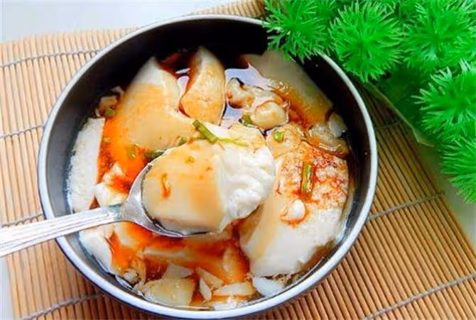 一碗豆腐腦相當於幾碗米飯?網友:以後吃豆腐腦,就可以少花錢了