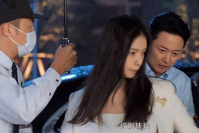 蘇有朋調侃周迅:我能演《不完美受害人》成功嗎?周迅回復超好笑