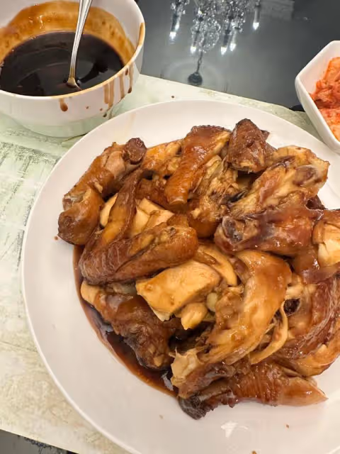 張馨月帶3歲格格回爺爺家,林峰爸媽對孫女十分寵愛