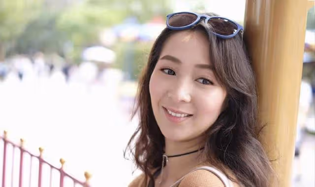 TVB小花宣布婚訊後,舉行過大禮儀式,金器擺滿桌子金光閃閃