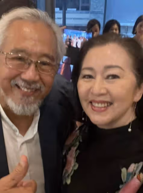 甜蜜!知名女星與夫宴請親朋慶結婚周年,離婚再嫁8億富商成闊太