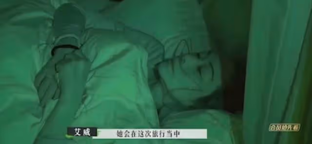 甜美!64歲知名港星與太太復婚後罕放閃,情侶裝同台慶生大曬恩愛