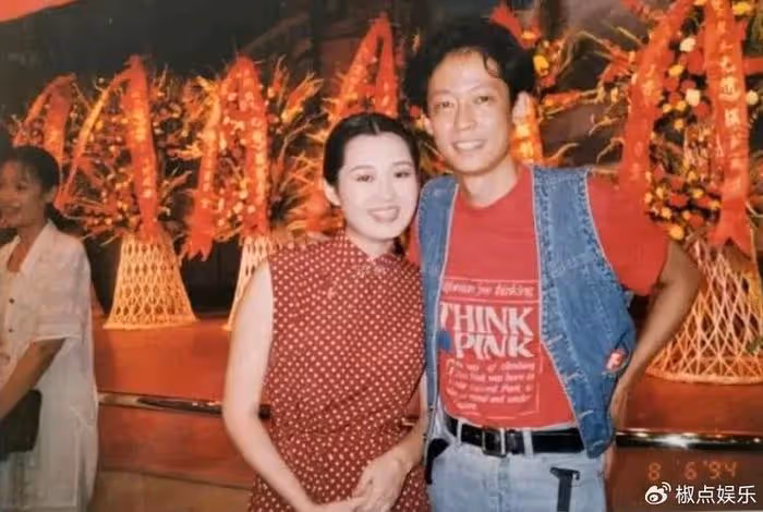 「人間尤物」許晴:情史豐富緋聞不斷,50多歲依然迷倒無數男人