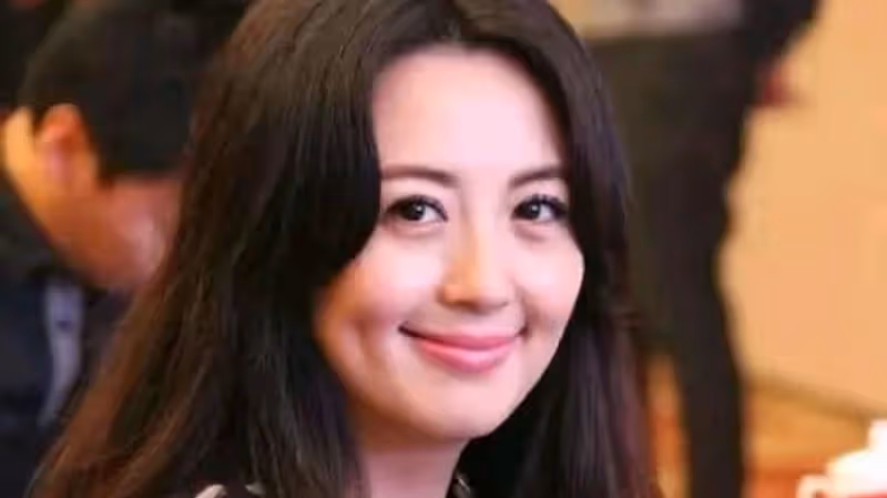 執子之手，與子偕老！「百變影帝」於和偉功成名就，離不開她