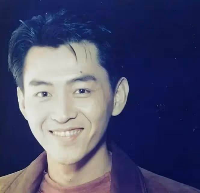 庹宗華9歲出道,10歲約會林青霞,57歲猥褻空姐,一手好牌打爛