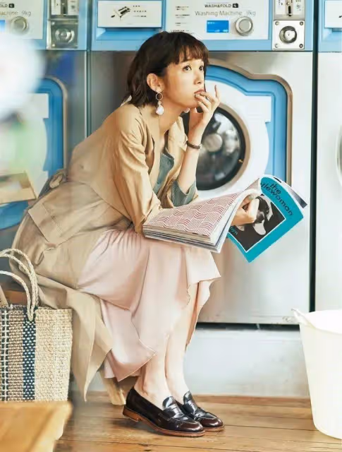 今年流行的「樂福鞋」非常適合3歲到40歲的女性，它們用途廣泛且舒適