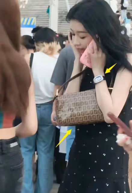 孫怡看薛之謙演唱會，戴236萬名表身價疑過億，女兒穿百元平價款