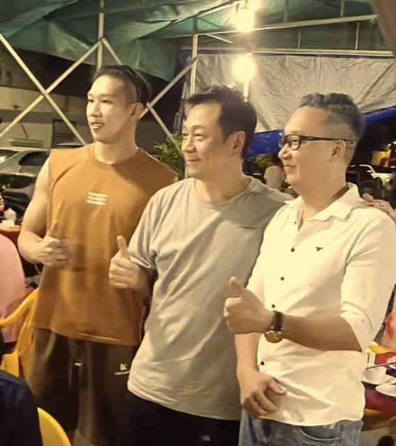 TVB視帝現身內地大排檔!宵夜叫一桌子美食胃口好,獲路人求合照