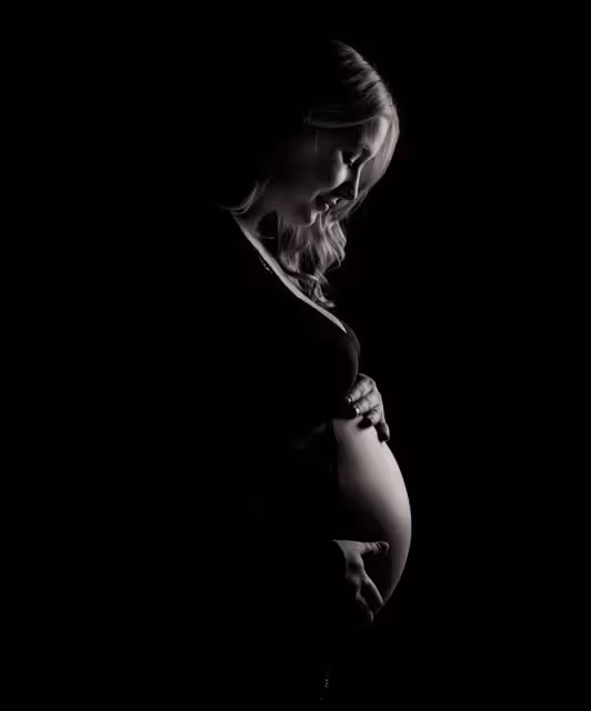 婚前夫家對我像女兒,婚後做完月子卻ㄧ夕之間變了樣,因此得了產後憂鬱症,網友:婚前是客人婚後是傭人!