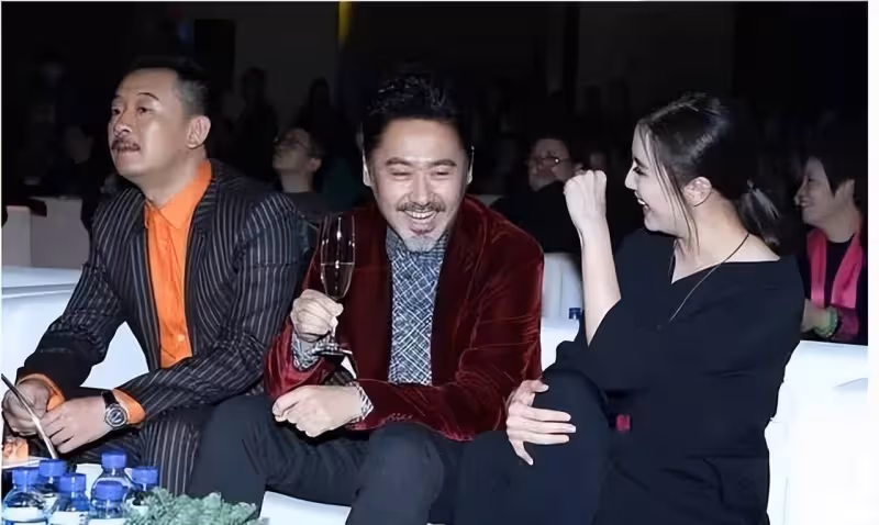 一天3個嫖娼瓜!塗磊遭實名舉報,郭德綱小舅子被捕,王一博躺槍