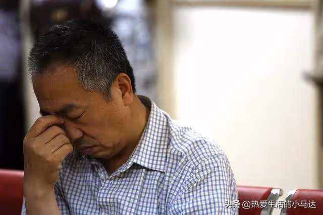弟弟去世我收養了侄女，後來侄女給我買房，我卻遭到前弟媳的威脅