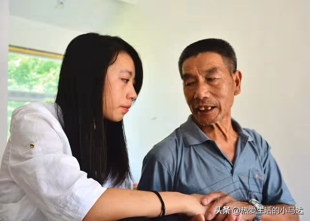 弟弟去世我收養了侄女,後來侄女給我買房,我卻遭到前弟媳的威脅