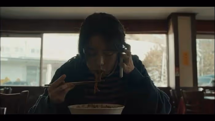 劉在石稱她是「韓國最炙手可熱的女演員」,她和宋慧喬初見就搭話