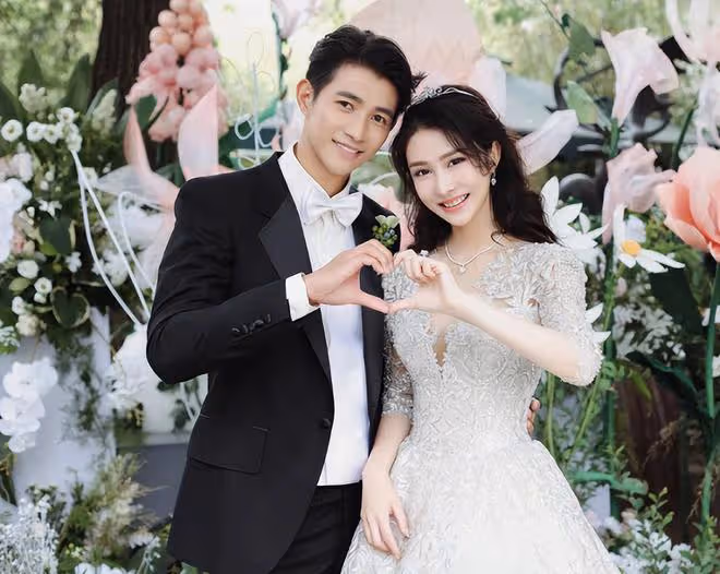 張天愛前男友李子峰官宣離婚,此前被爆疑似孕期出軌,兒子才1歲