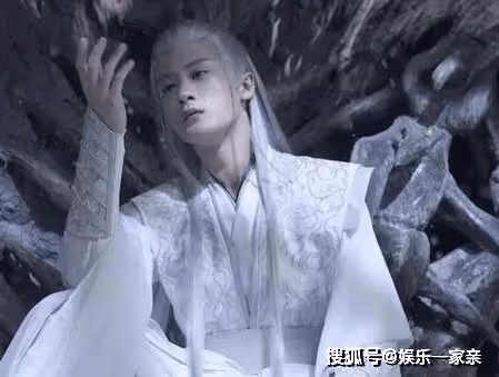 《長相思》小夭什麼時候和表哥相認？《長相思》相柳是什麼妖怪？