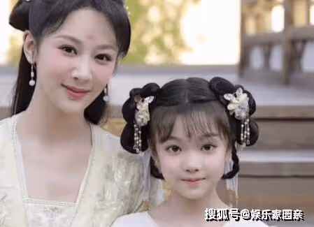 《長相思》小六為什麼是男的？《長相思》小夭小時候的扮演者是誰？