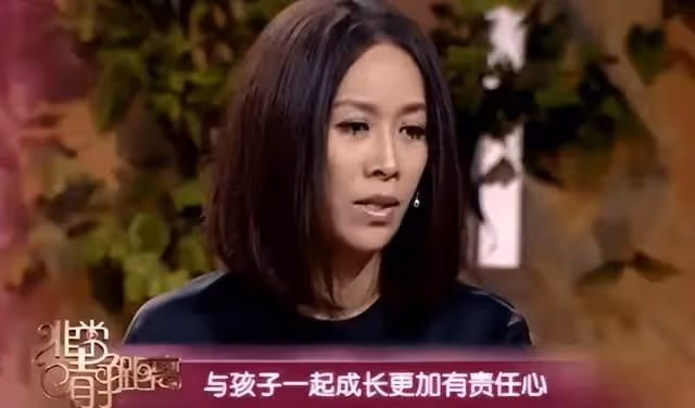 那英懶理風波疑日本度假!穿4660元衣打扮土氣,15歲女兒身材健碩