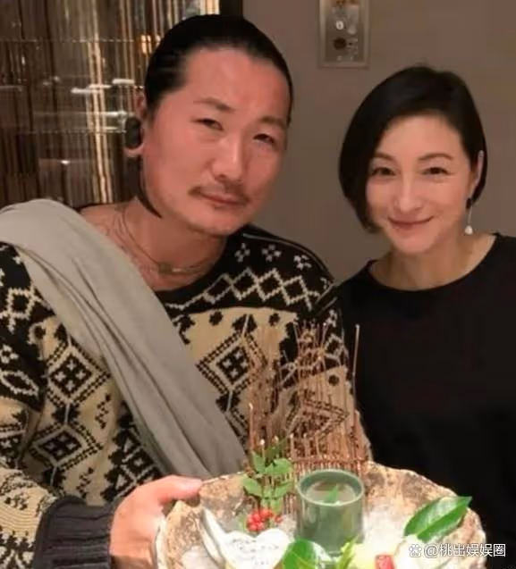 廣末涼子宣布離婚,出軌後仍獲3個子女撫養權,男方未表態惹同情