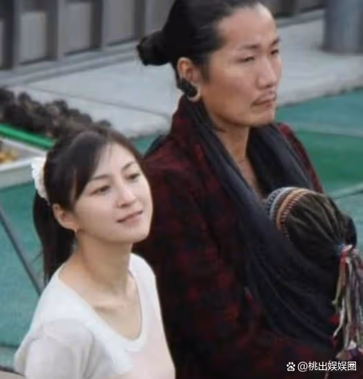 廣末涼子宣布離婚,出軌後仍獲3個子女撫養權,男方未表態惹同情