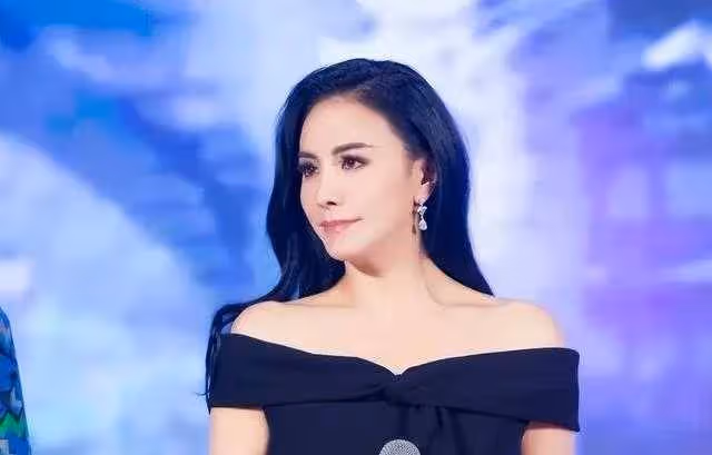 她是公認的「台灣第一美人」,出道40多年沒人敢對她無禮,如今56歲仍單身