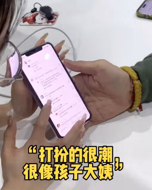 向佐讀負面評論自黑,否認不回家,自稱天天都回去,被網友喊話要反思