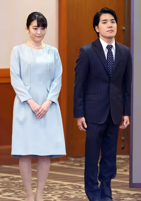 日本真子公主最新亮相!和駙馬爺在紐約坐公交真艱苦,摟著卻很甜