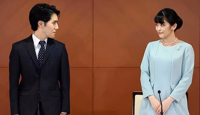 日本真子公主最新亮相!和駙馬爺在紐約坐公交真艱苦,摟著卻很甜