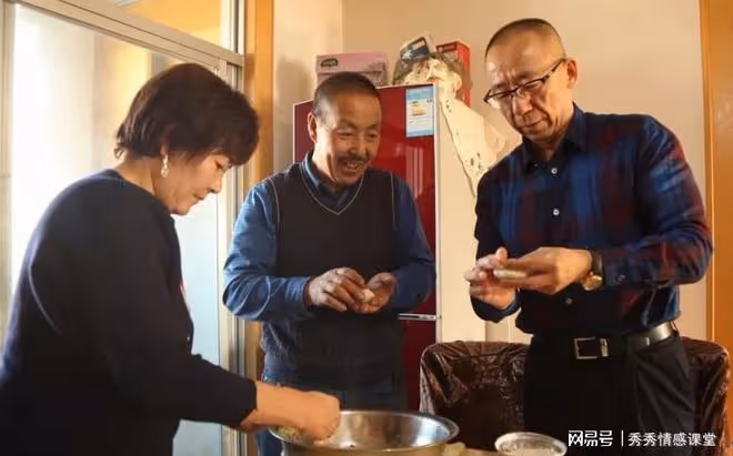 故事:女兒結婚,我收到一筆百萬禮金,看到隨禮名冊後我淚如雨下