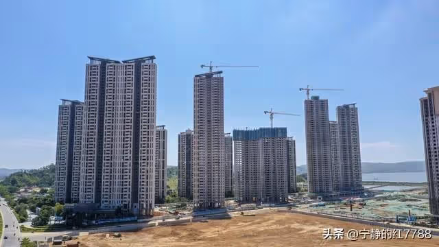我把女兒40萬彩禮給兒子買了房,女兒3年沒回家,真是養個白眼狼