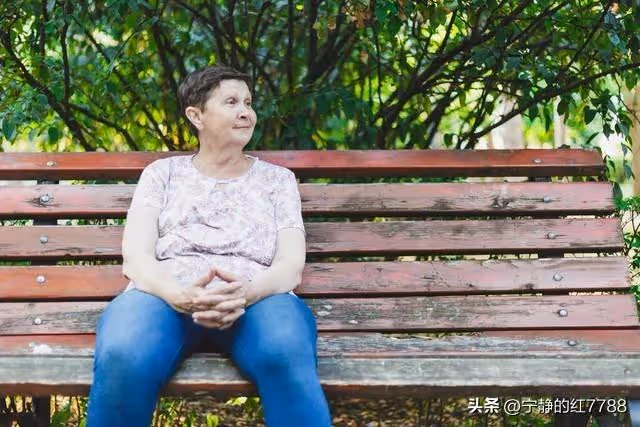 我把女兒40萬彩禮給兒子買了房,女兒3年沒回家,真是養個白眼狼