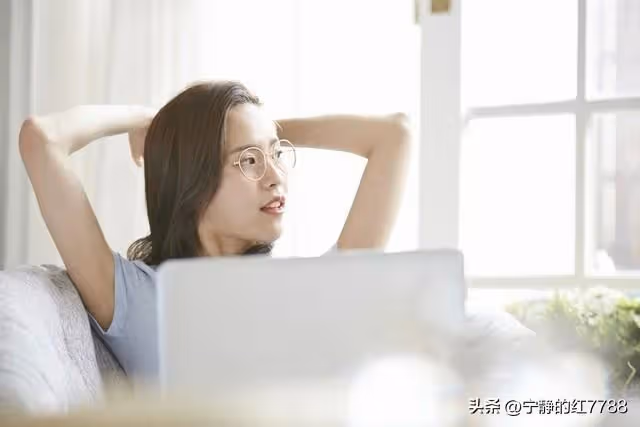 給同事帶早餐2天,我故意說不吃早餐,早上接同事電話我楞了