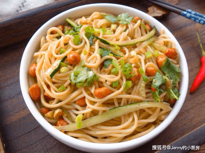 天氣太熱不想做飯,試試這5道麵食,簡單好吃又開胃,省力吃得好