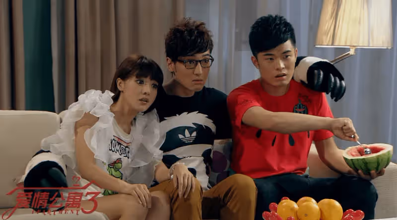 《破事精英2》辦公室「為愛鼓掌」:劇情尺度很大,但邏輯說不通