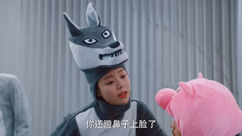《破事精英2》沙樂樂徹底放飛自我,如今的孫藝文,再也不靠胸了