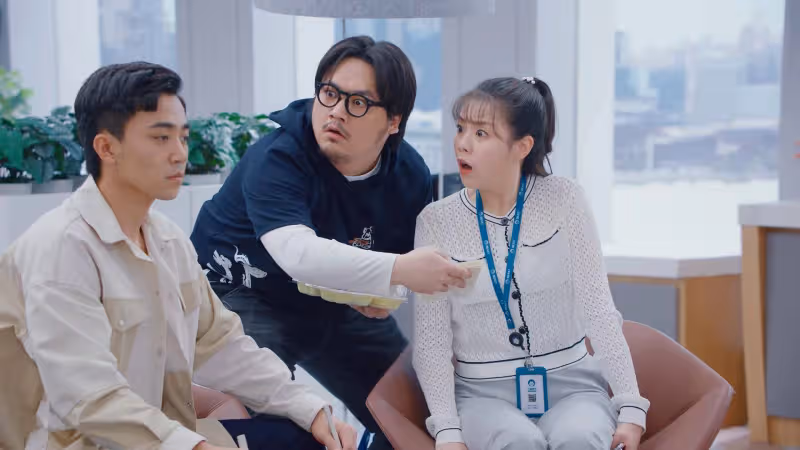《平凡之路》「星二代」:沒作品沒演技,硬擠進演藝圈,真招人煩