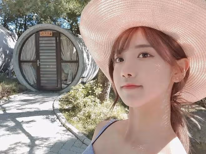 韓國網紅柳允進,甜美可愛的小清新女神