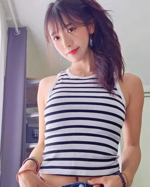 韓國網紅柳允進,甜美可愛的小清新女神