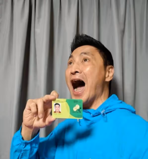 委屈!63歲知名港星領老人證遭嘲諷,被指身家過億不應享受該福利